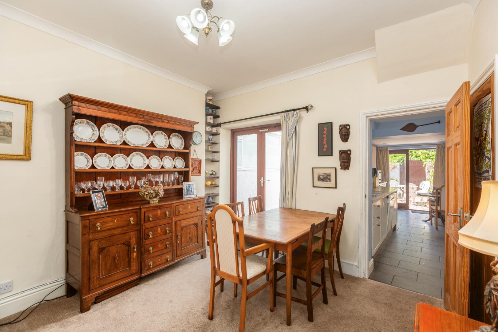 Devon Place, Mumbles, Swansea, SA3 4DR